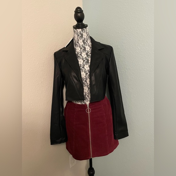 Forever 21 faux leather cropped jacket - Picture 2 of 6